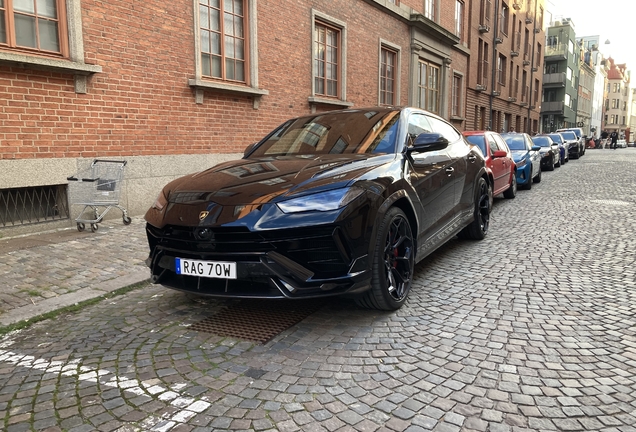 Lamborghini Urus Performante