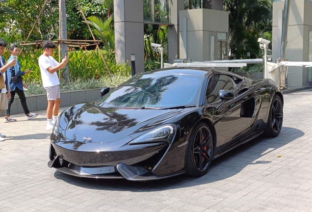 McLaren 570S