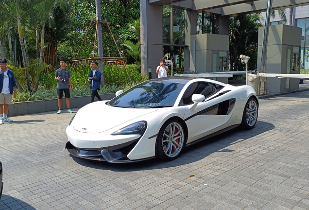 McLaren 570S