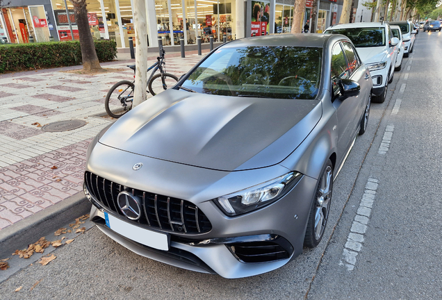 Mercedes-AMG A 45 S W177