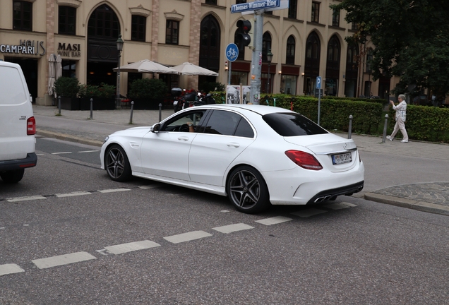 Mercedes-AMG C 63 W205