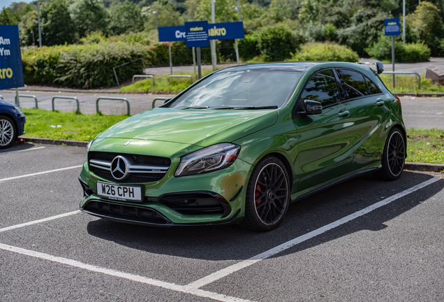 Mercedes-AMG A 45 W176 2015