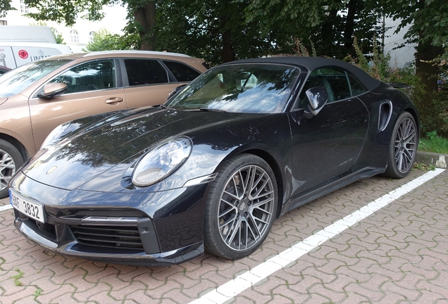 Porsche 992 Turbo Cabriolet