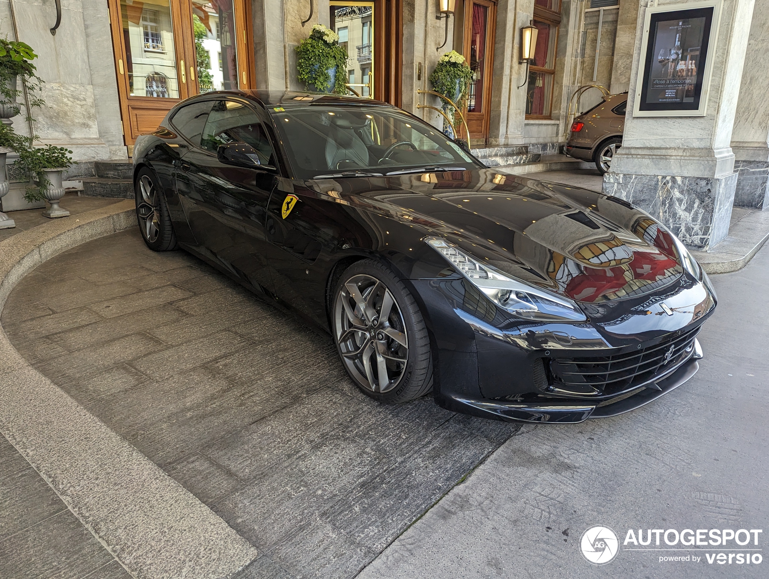 Ferrari GTC4Lusso T