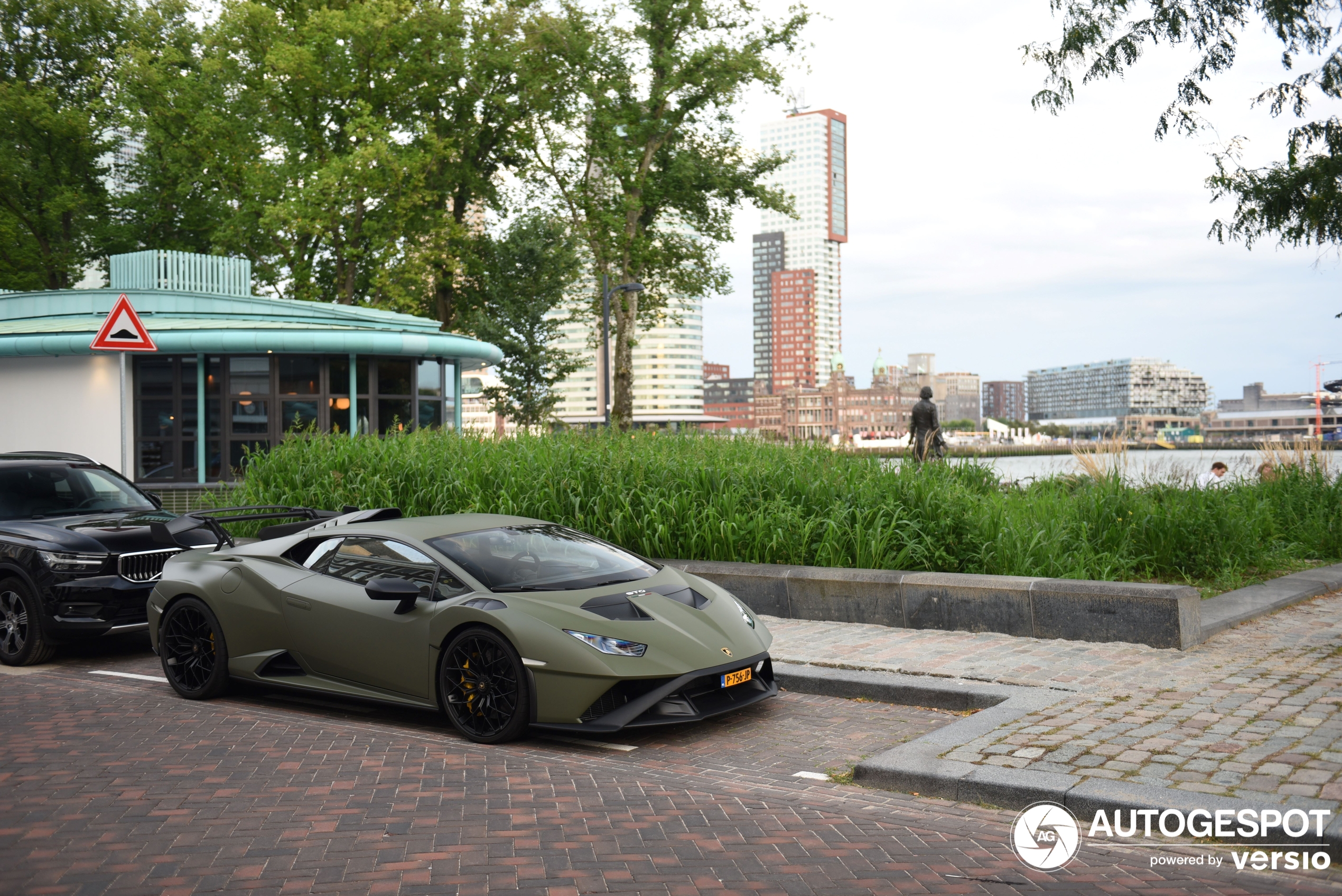 Lamborghini Huracán LP640-2 STO