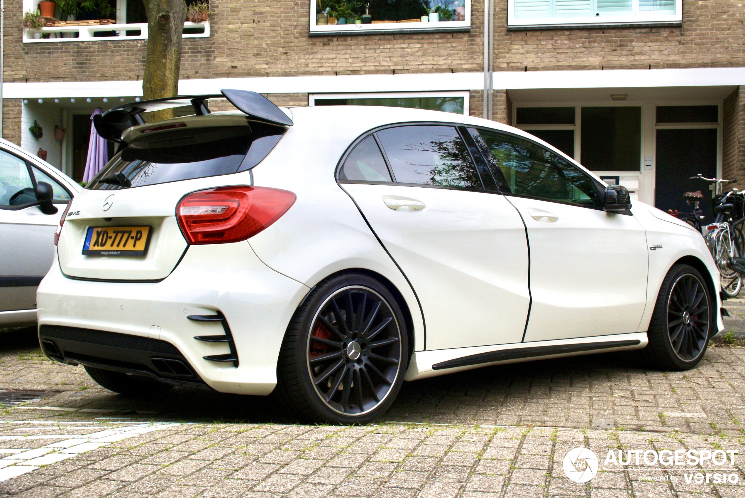 Mercedes-Benz A 45 AMG