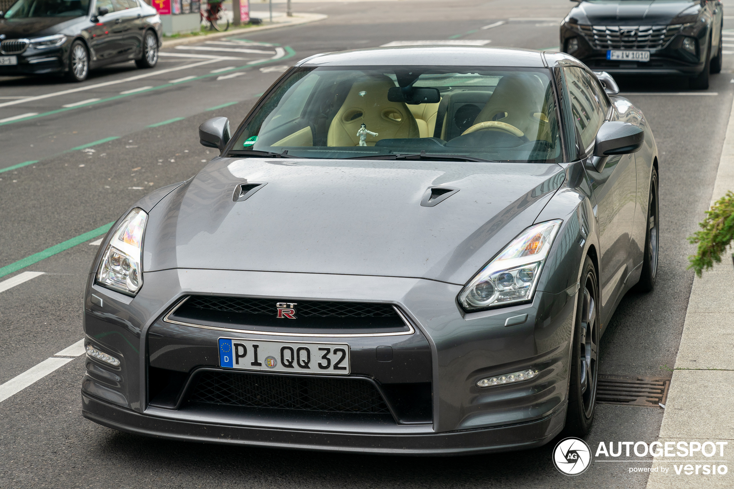 Nissan GT-R 2014