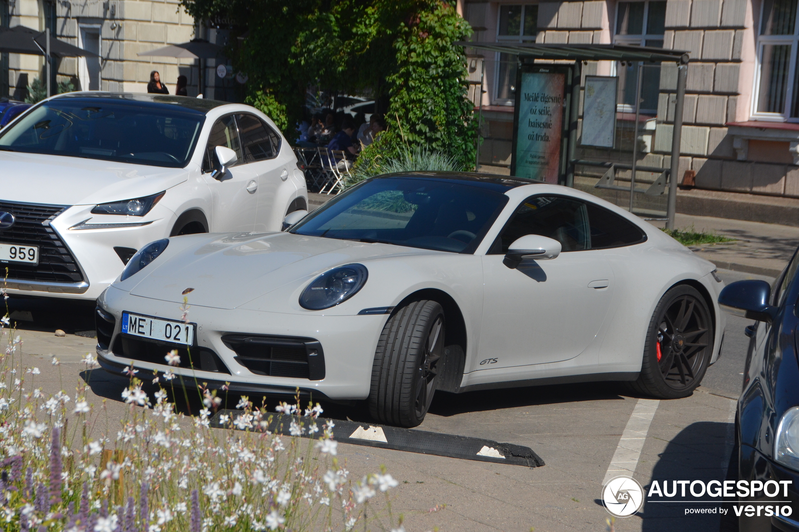 Porsche 992 Carrera GTS