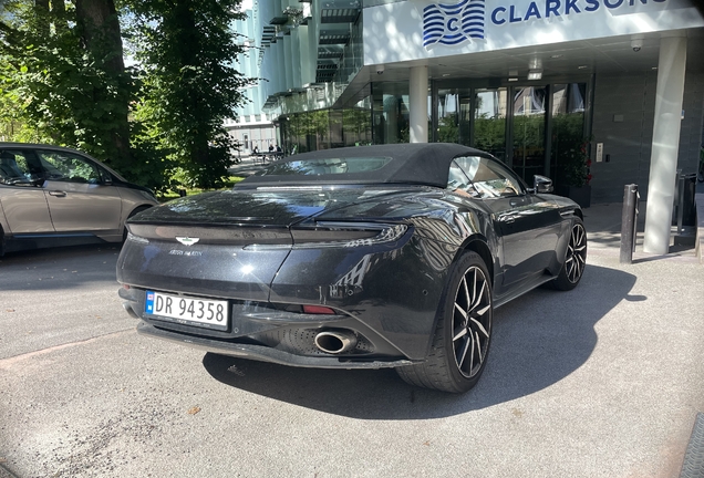 Aston Martin DB11 V8 Volante