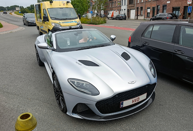 Aston Martin DBS Superleggera Volante