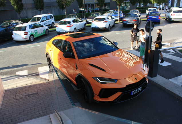 Lamborghini Urus S