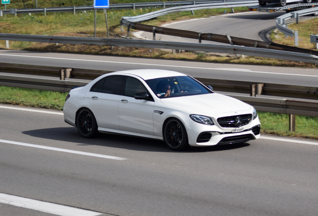 Mercedes-AMG E 63 S W213