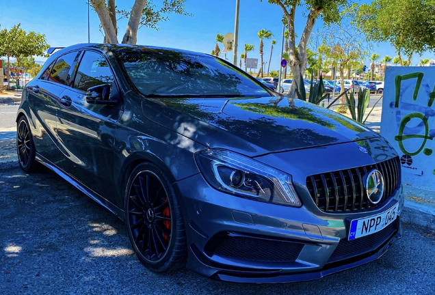 Mercedes-Benz A 45 AMG