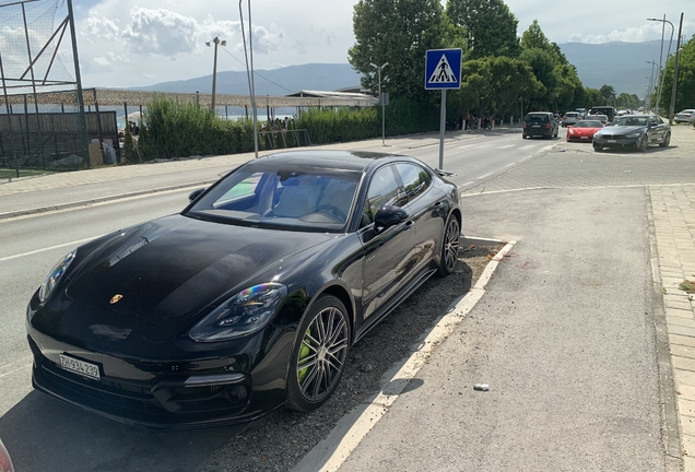 Porsche 971 Panamera Turbo S E-Hybrid