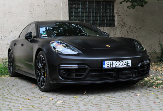 Porsche 971 Panamera Turbo S E-Hybrid