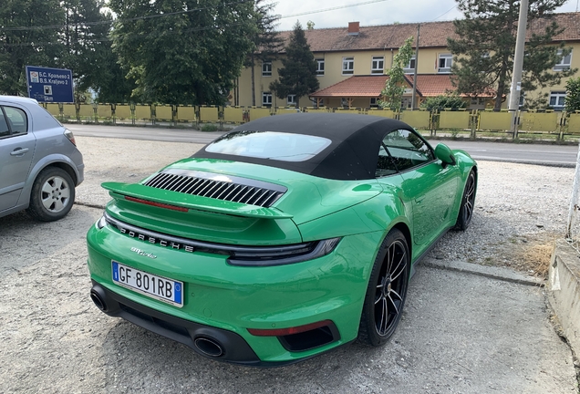 Porsche 992 Turbo Cabriolet