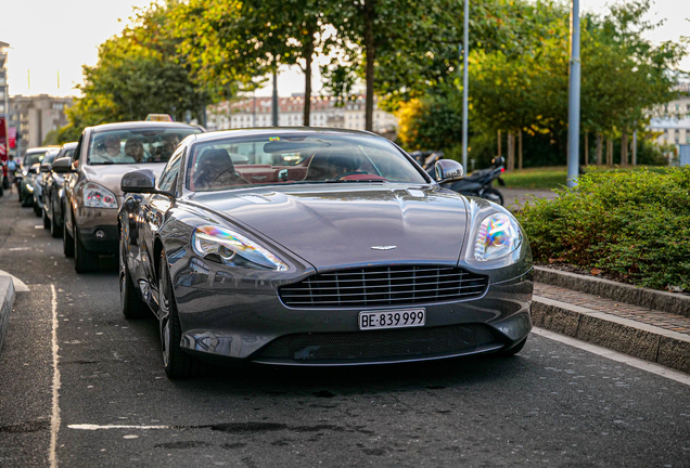 Aston Martin DB9 2013