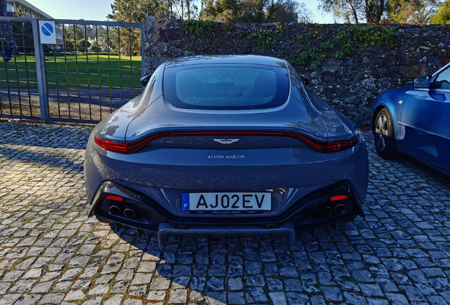 Aston Martin V8 Vantage 2018