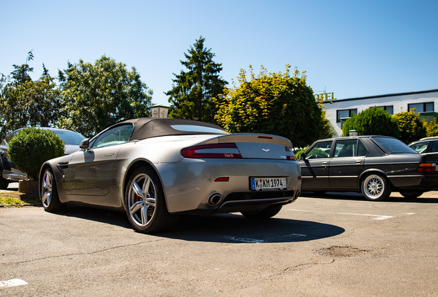 Aston Martin V8 Vantage Roadster