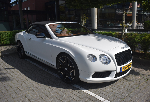 Bentley Continental GTC V8