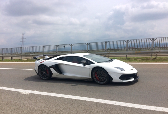 Lamborghini Aventador LP770-4 SVJ