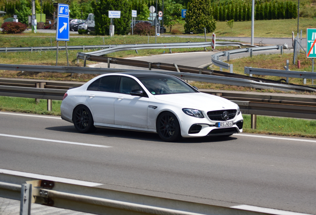 Mercedes-AMG E 63 S W213