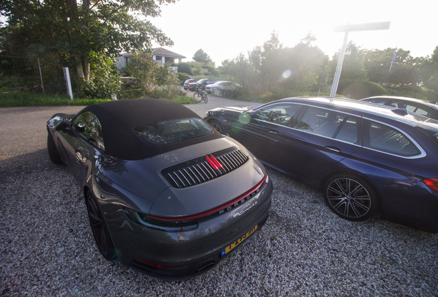 Porsche 992 Carrera 4S Cabriolet