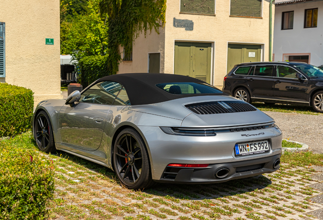 Porsche 992 Carrera GTS Cabriolet