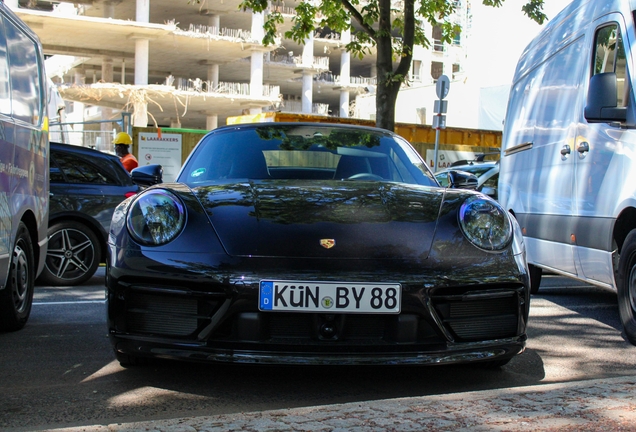 Porsche 992 Carrera S Cabriolet