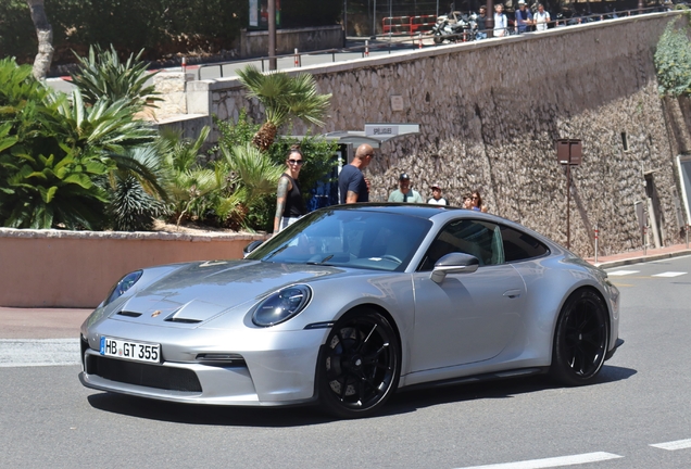 Porsche 992 GT3 Touring