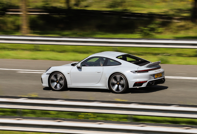 Porsche 992 Sport Classic