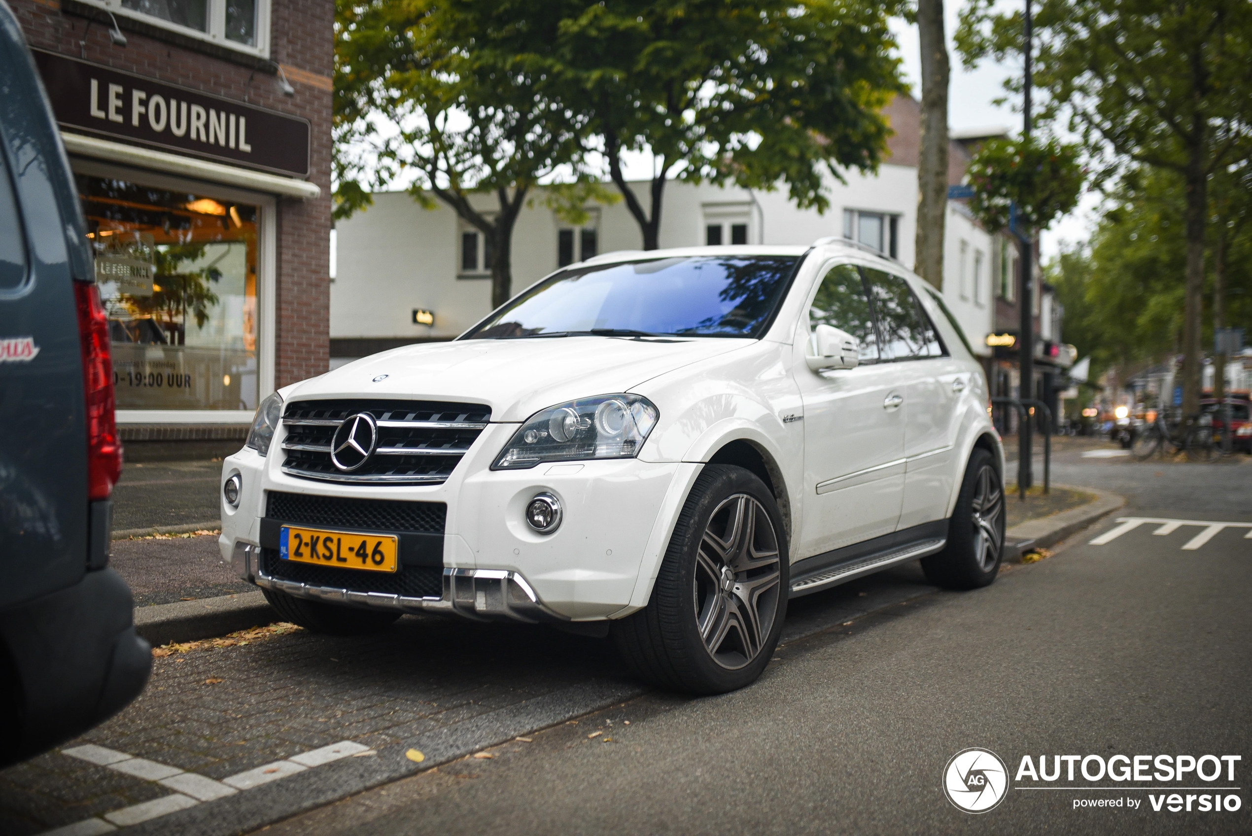 Mercedes-Benz ML 63 AMG 10th Anniversary