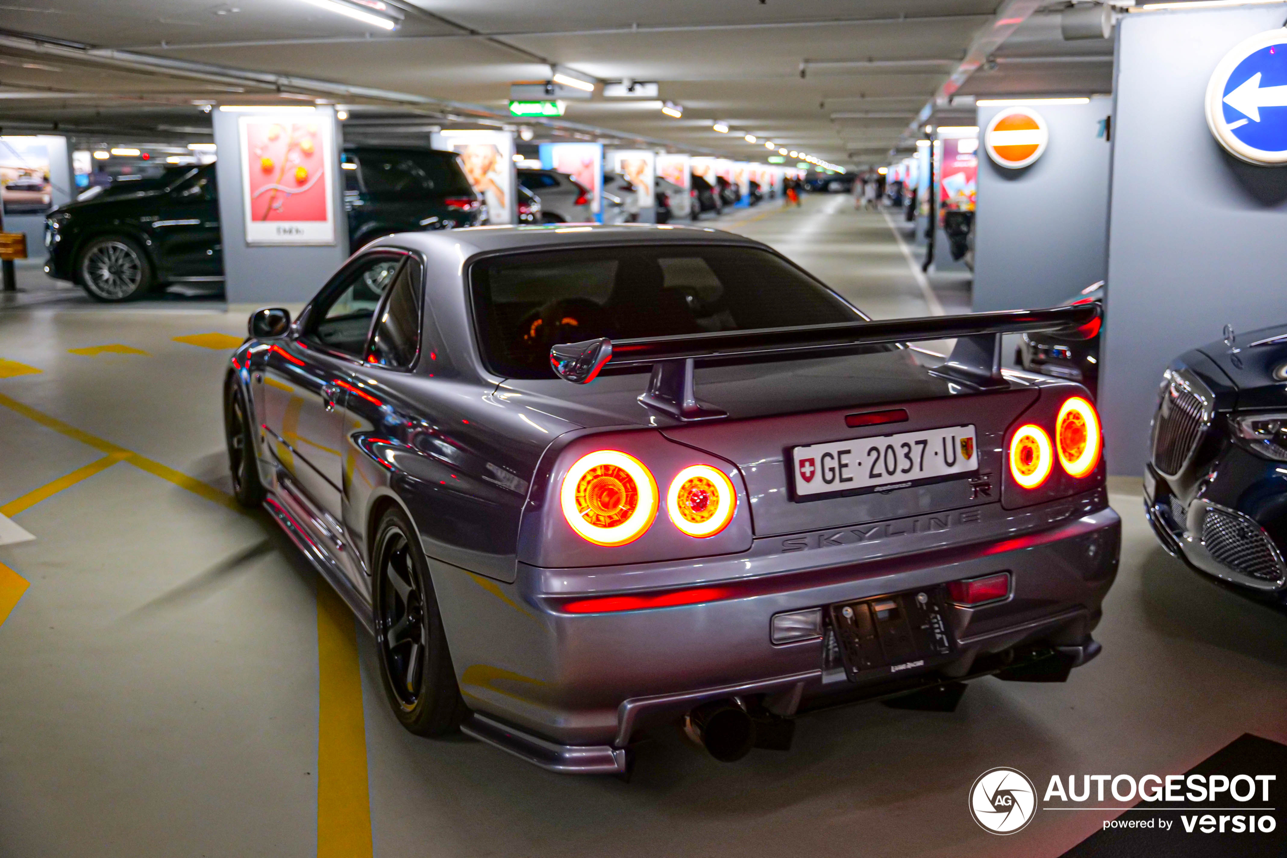 Nissan Skyline R34 GT-R V-Spec - 13 January 2020 - Autogespot