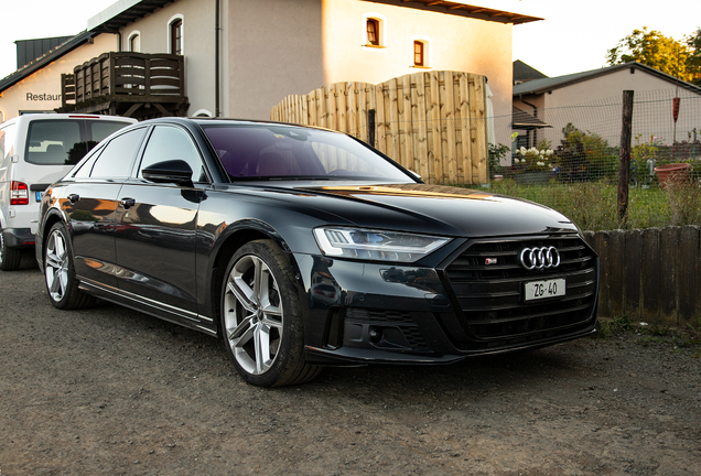 Audi S8 D5