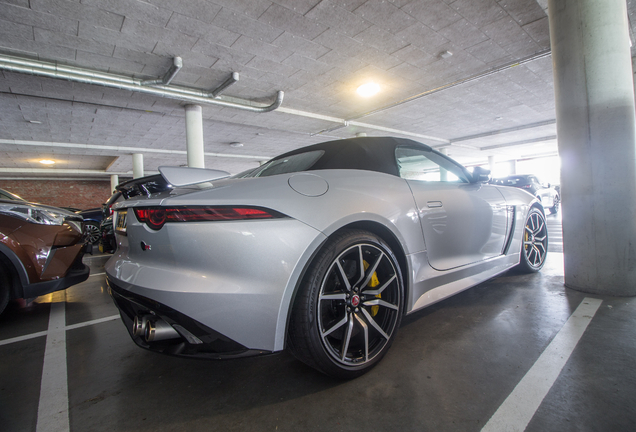 Jaguar F-TYPE SVR Convertible 2017