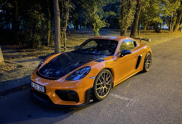 Porsche 718 Cayman GT4 RS Weissach Package