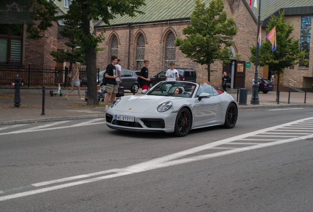 Porsche 992 Carrera 4 GTS Cabriolet