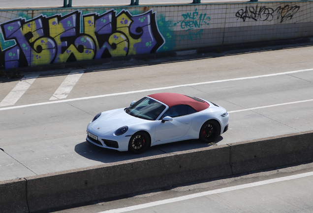 Porsche 992 Carrera GTS Cabriolet