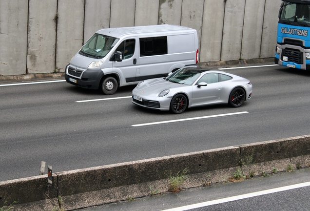 Porsche 992 Carrera S