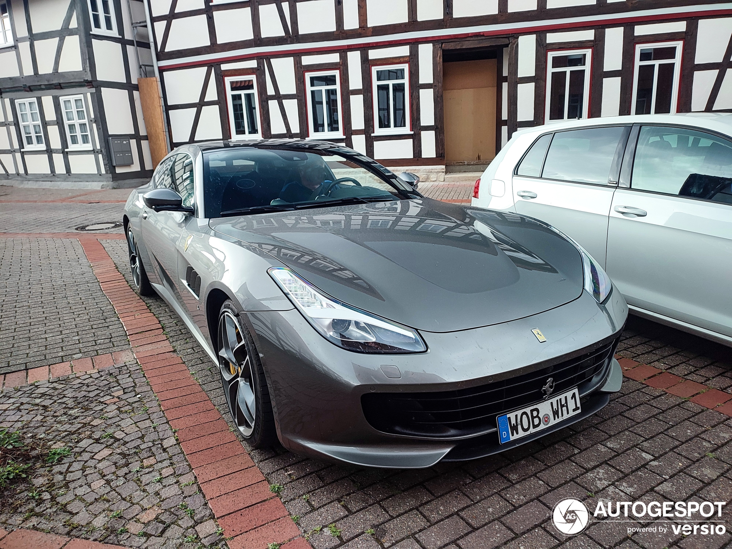 Ferrari GTC4Lusso