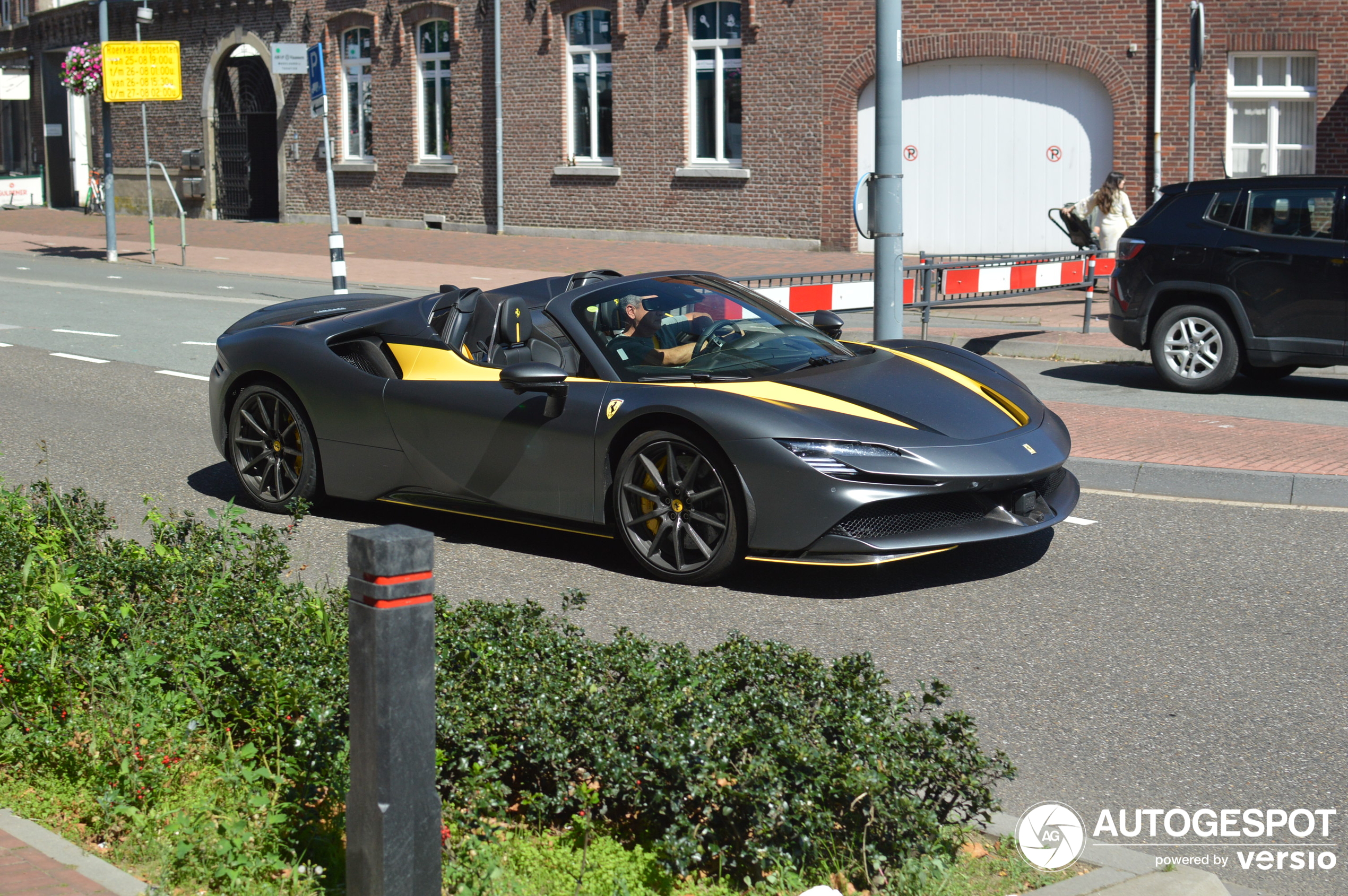 Ferrari SF90 Spider Assetto Fiorano