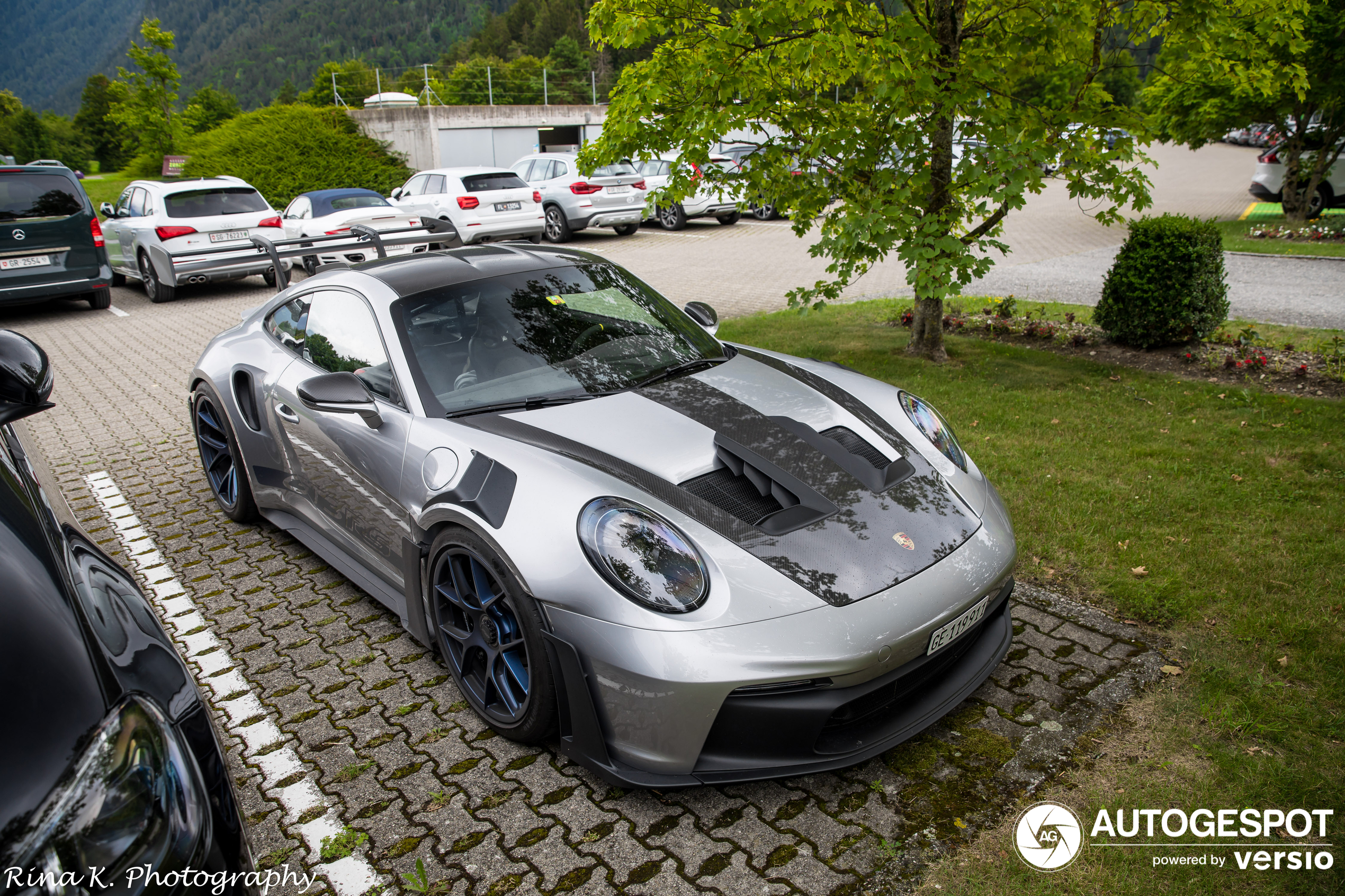 Porsche 992 GT3 RS Weissach Package