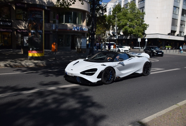 McLaren 765LT Spider