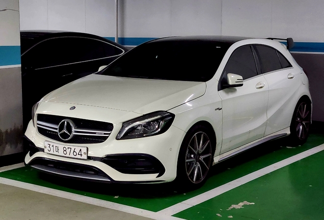 Mercedes-AMG A 45 W176 2015