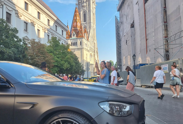 Mercedes-AMG E 63 S W213 2021