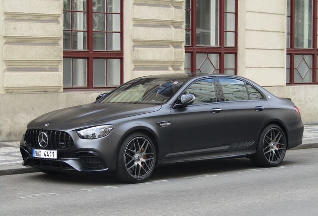 Mercedes-AMG E 63 S W213 Final Edition