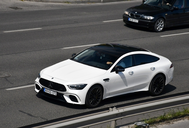 Mercedes-AMG GT 63 S X290