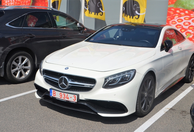 Mercedes-Benz S 63 AMG Coupé C217