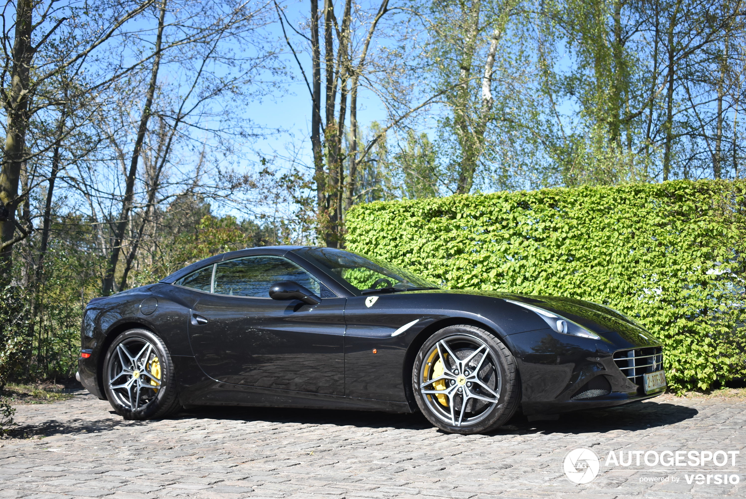 Ferrari California T