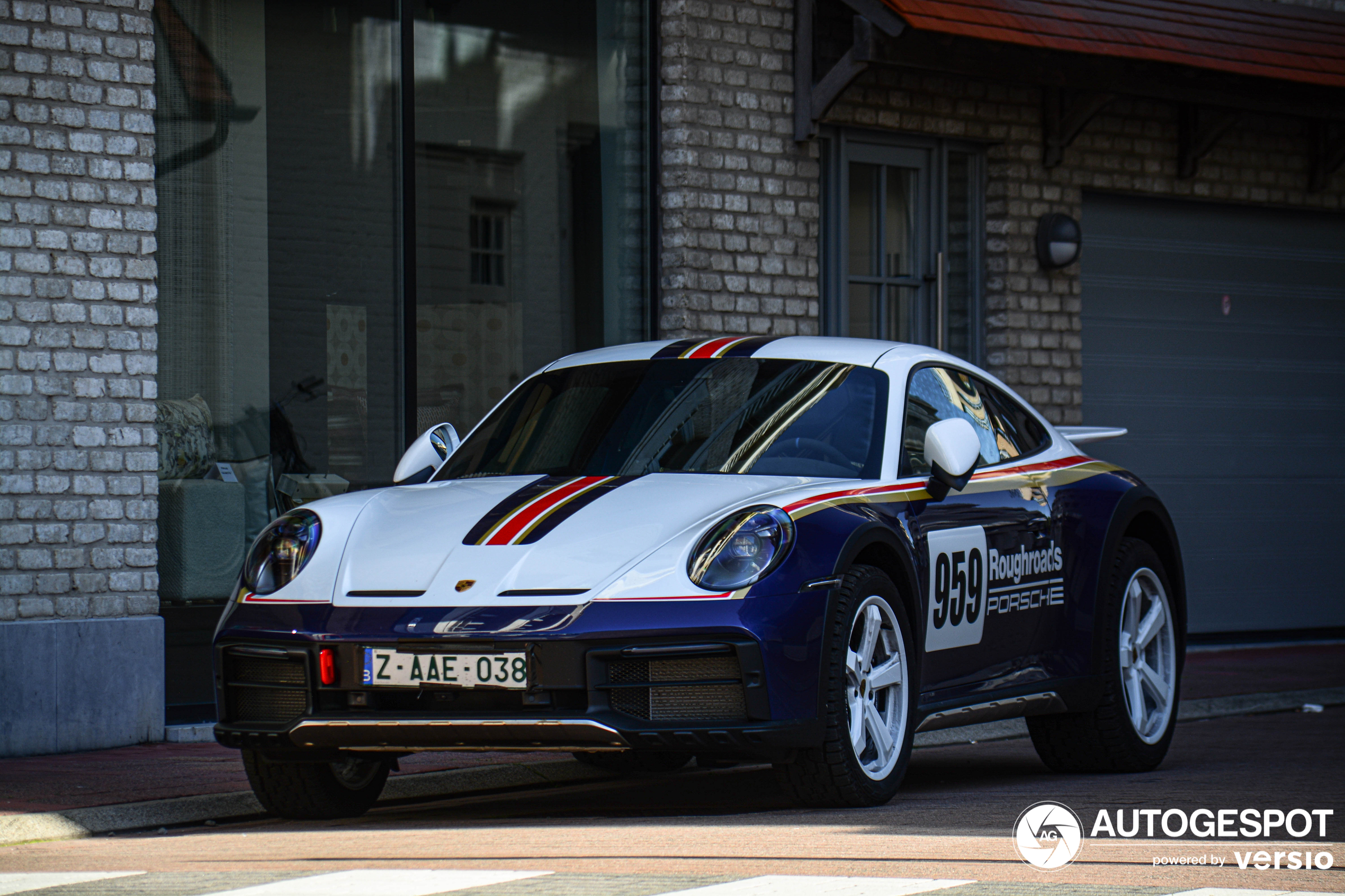 Porsche 992 Dakar